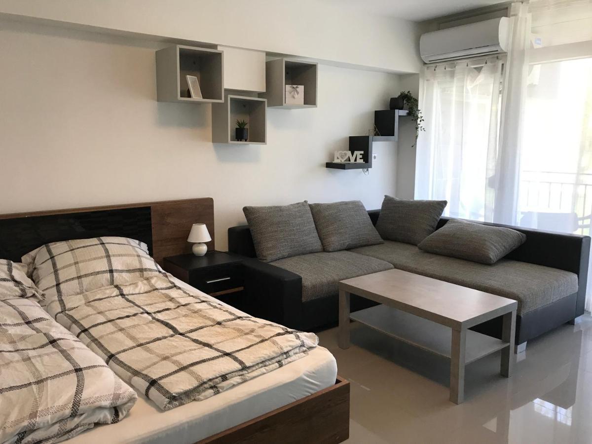Tisza Gyöngye Apartmanház Apartamento Szeged Exterior foto
